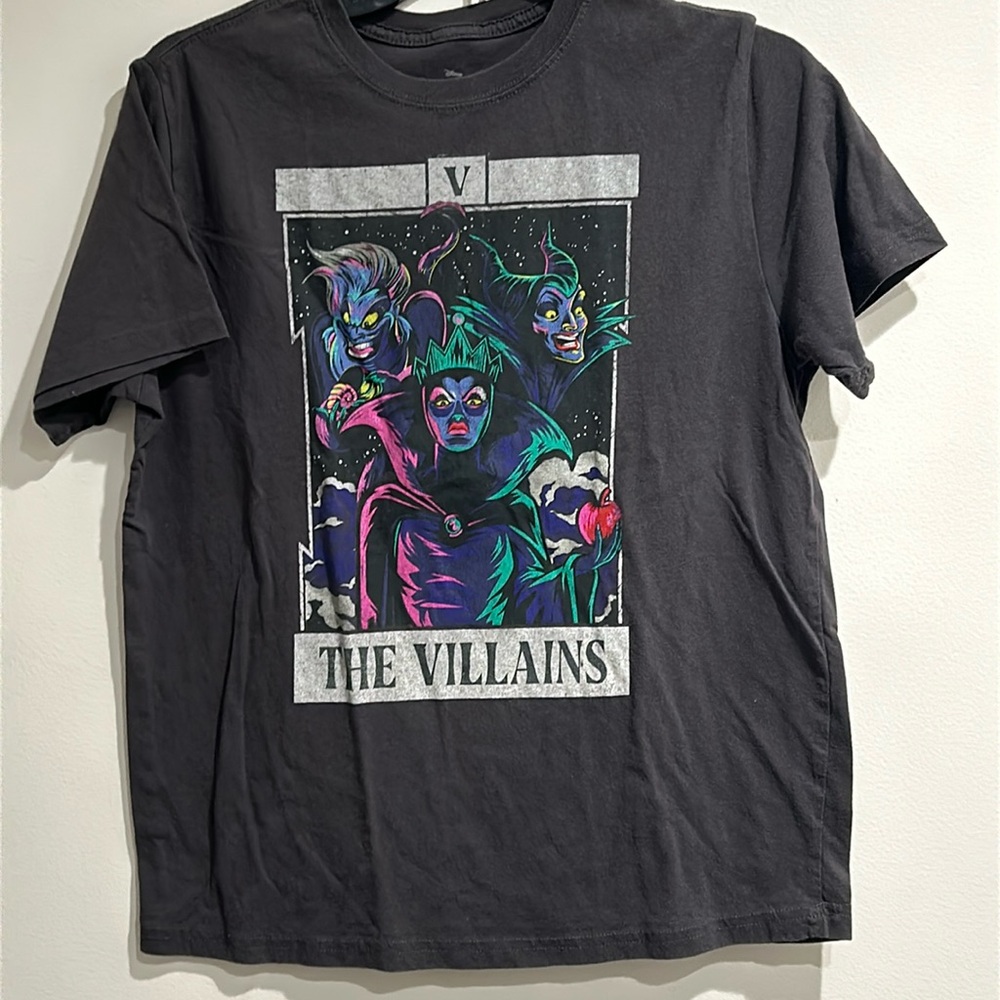 Disney Villains Tee Shirt - Size Small